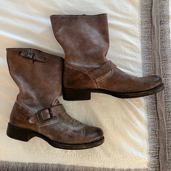 Frye Veronica Short Dark Brown Moto Boot - Picture 1 of 5